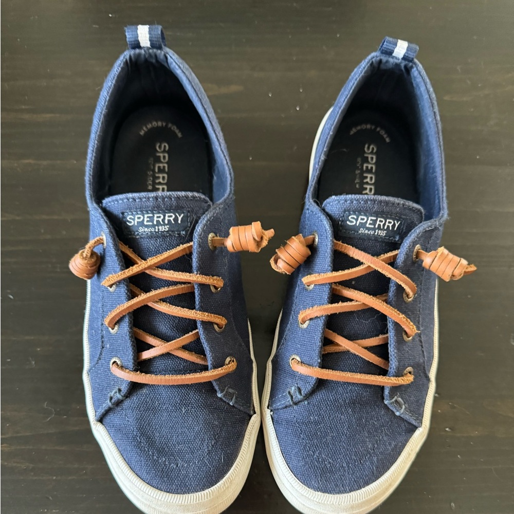 Navy blue sperrys